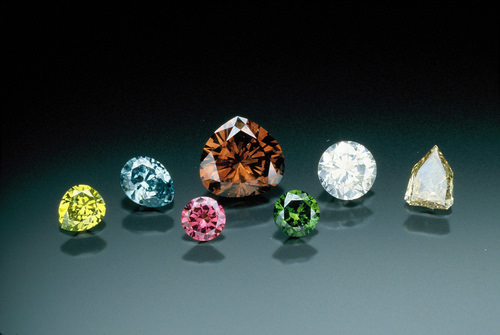 Investing in Colored Diamonds 2