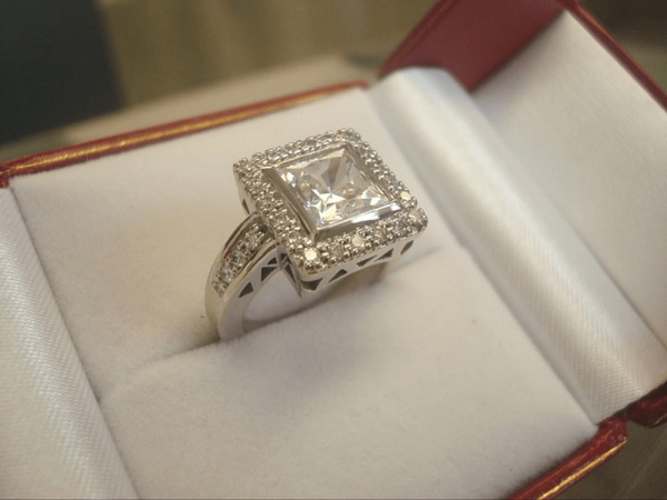 Mirjam Butz Brown, jewelry designer